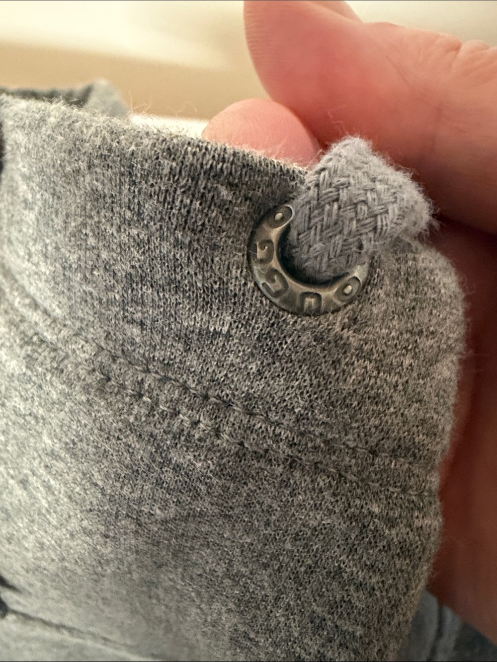UGG Super Soft & Cozy Gray Turtleneck Poncho Women’s Size XS/S - Picture 15 of 15
